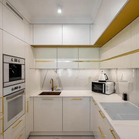Luxury Gold 아파트 *